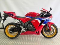 Honda CBR 600 R3-R.         !! ONLY 710 MILES, 1 OWNER !!
