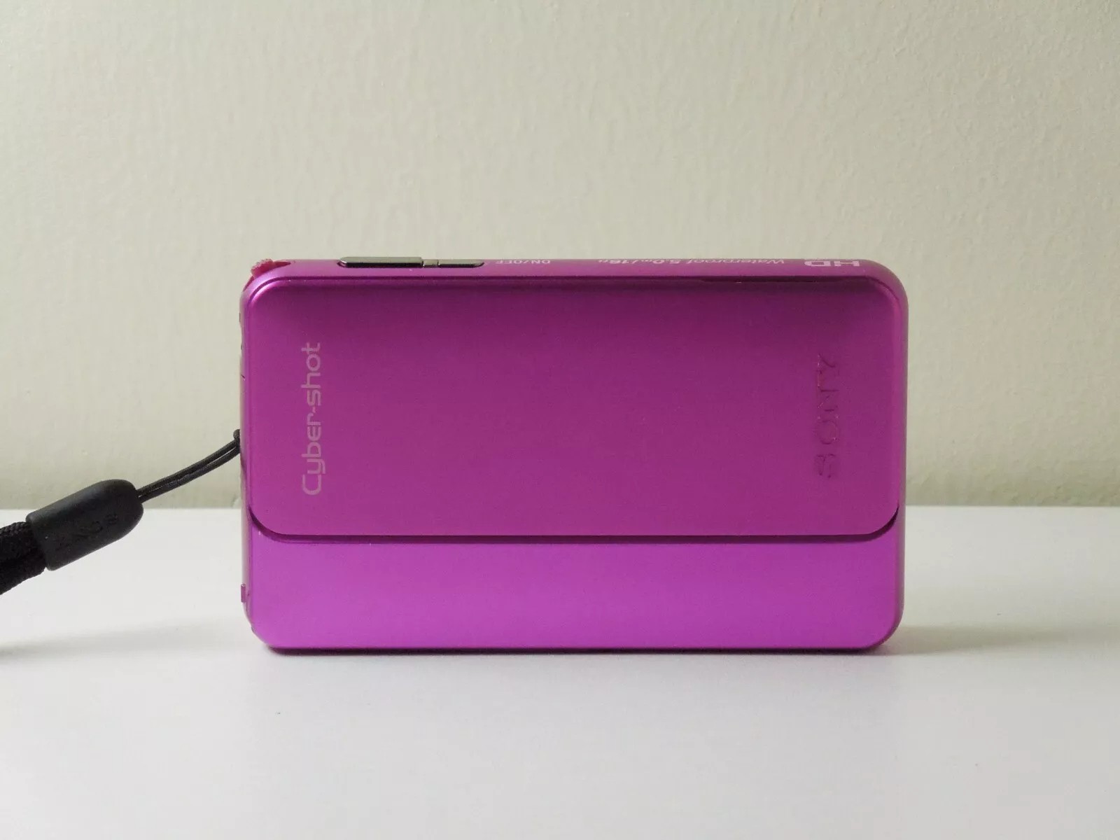 Sony Cyber-shot DSC-TX10 16.2MP CMOS Vintage Digital Camera