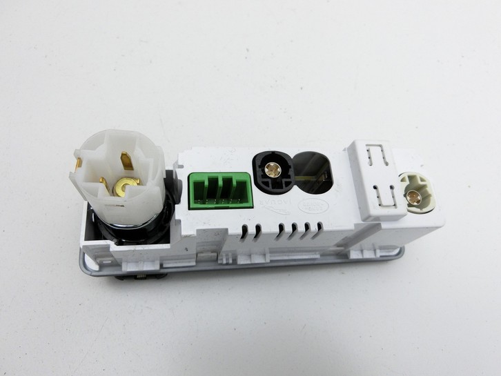 Jaguar XF X260 15-20 USB AUX SD Interface Modul Buchse Multimedia 12V Jaguar XF X260 15-20 20.06.2017 T2H22664... Vorschau 4