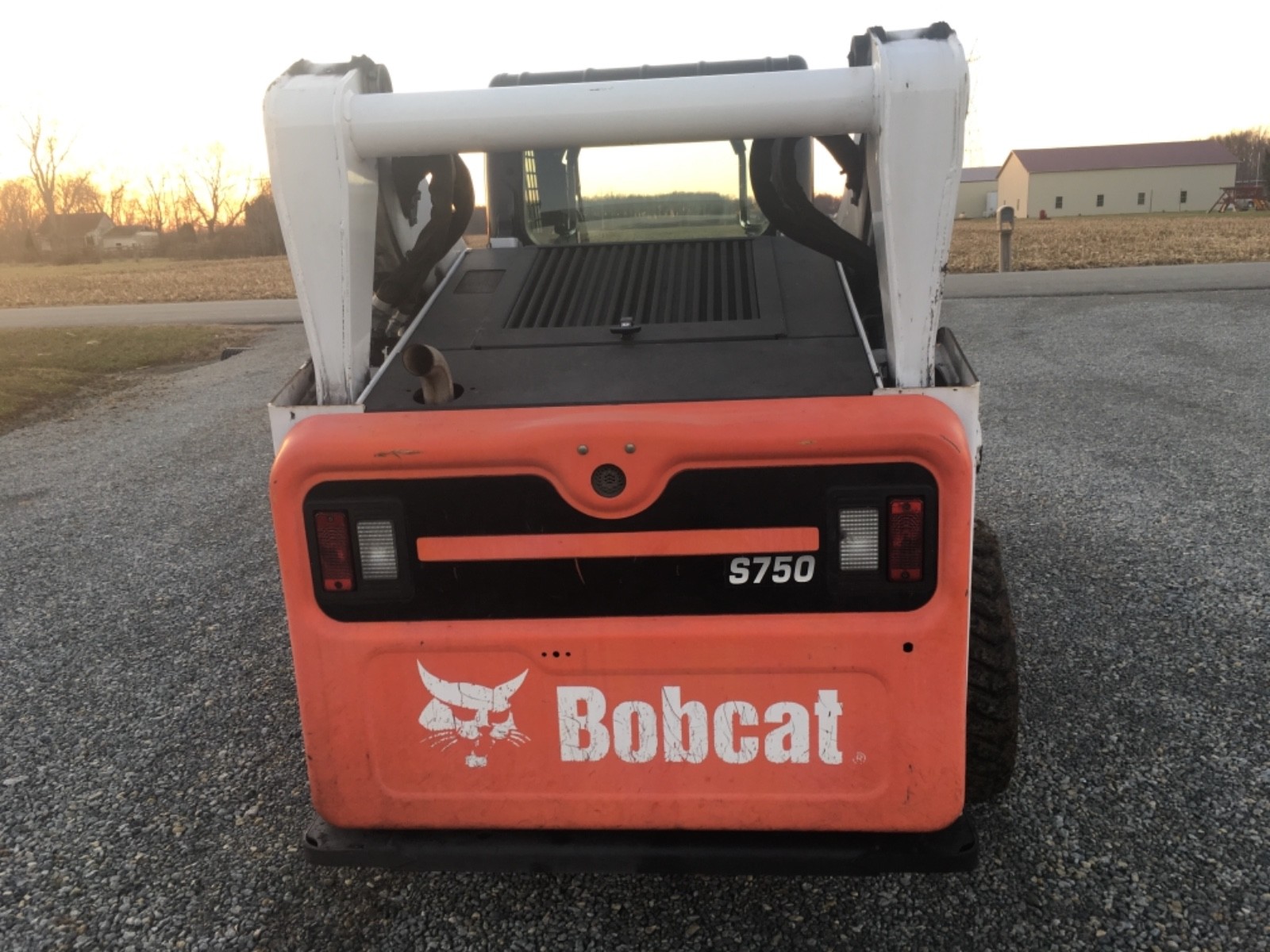 2013 BOBCAT S750 SKID STEER,  CAB- HEAT AND AIR, SPEED CONTROL, PILOT CONTROLS