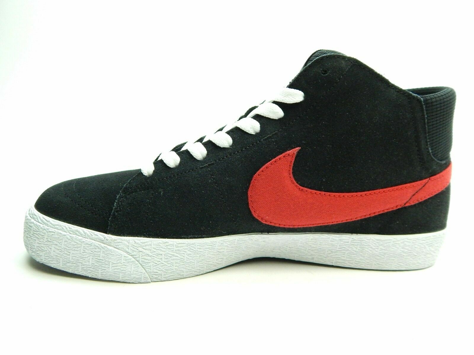 靴 nike / blazer mid gs / black/red / 24cm Nike Blazer Mid '77 (GS) Black White Sneakers Size 6Y / 7.5