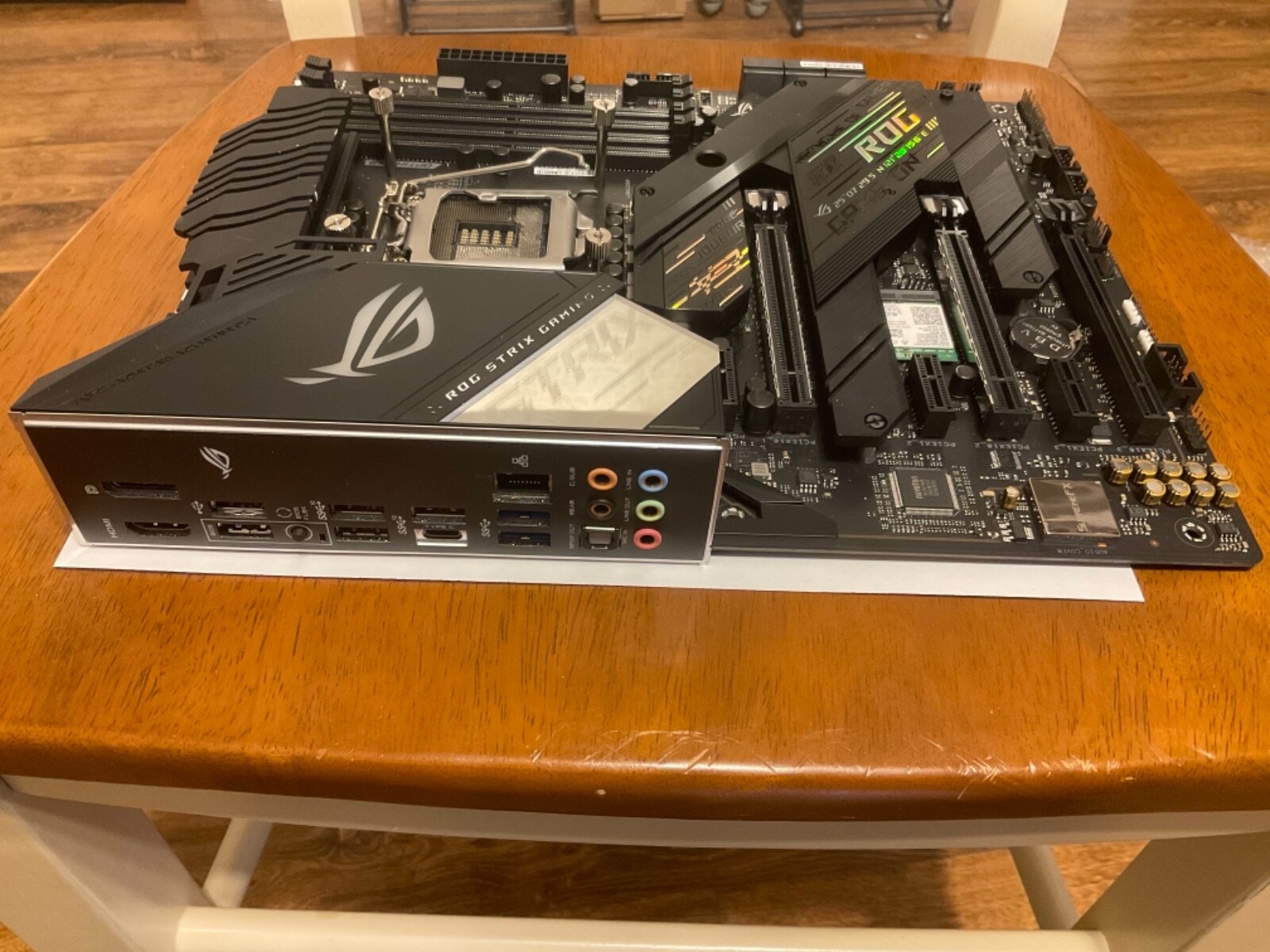 Купить Материнская плата ASUS ROG Strix z490/f Gaming Motherboard в ...
