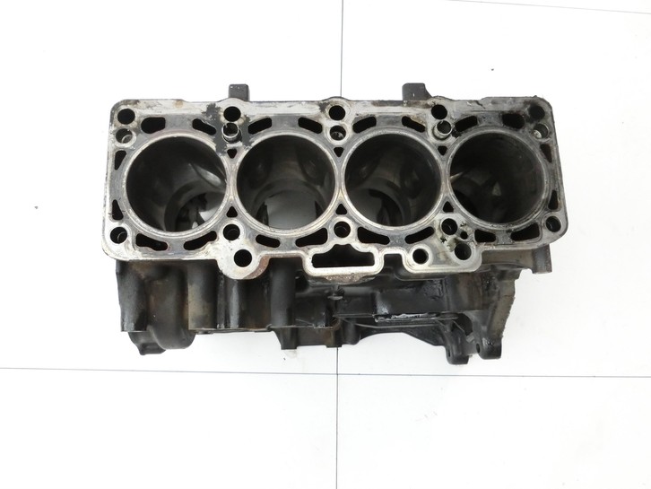 VW Golf Plus 5M 08-14 TDI 1,6 77KW CAYC Motorblock für Motor VW Golf Plus 5M 08-14 20.12.2012 03L103011AK gebraucht Vorschau 2