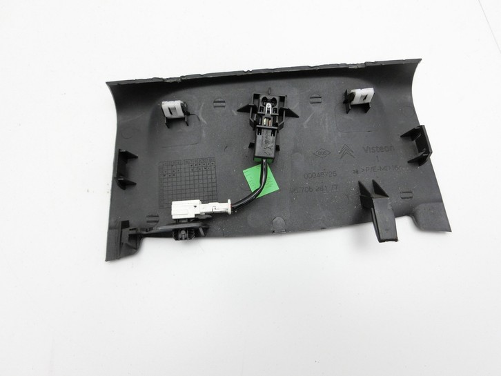 Citroen DS4 NX 11-15 Abdeckung Verkleidung für Armaturenbrett Citroen DS4 NX 11-15 20.05.2011 9670528177 00048725... Vorschau 3