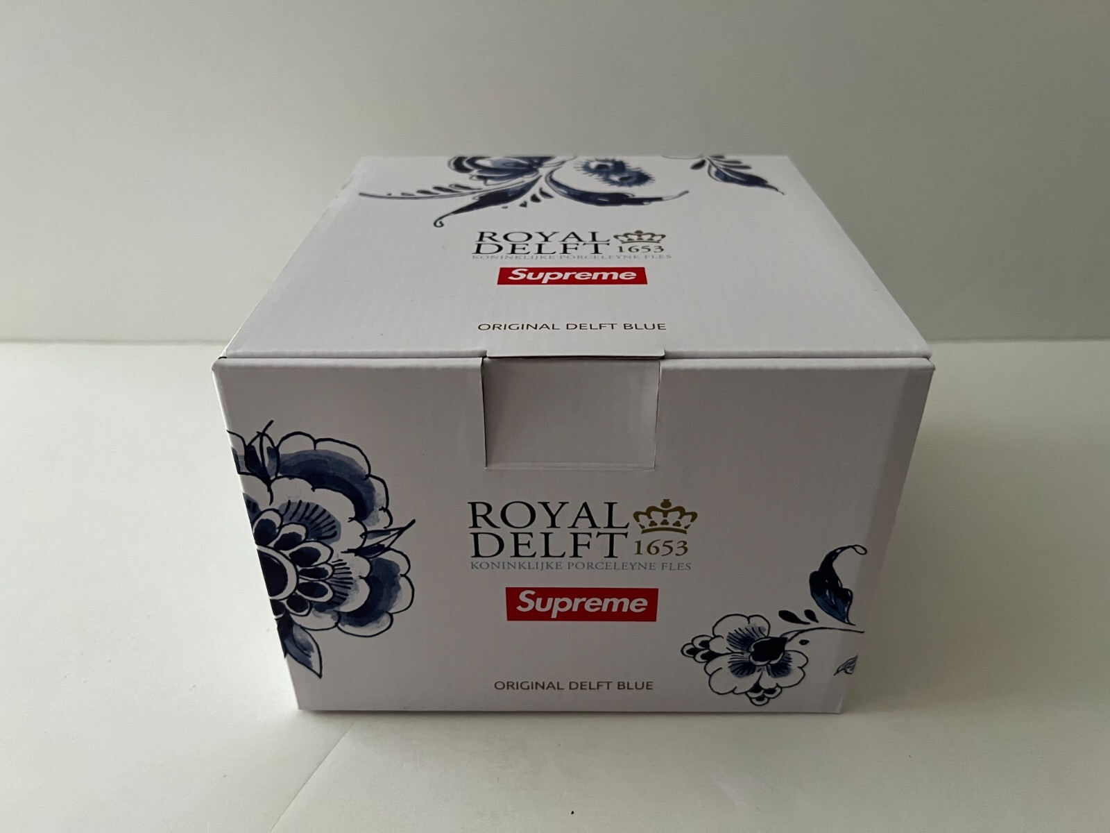 Supreme Royal Delft 190 Bowery Beer Mug SS21 Brand New Supreme Royal Delft 190 Bowery Beer Mug SS21 Brand New