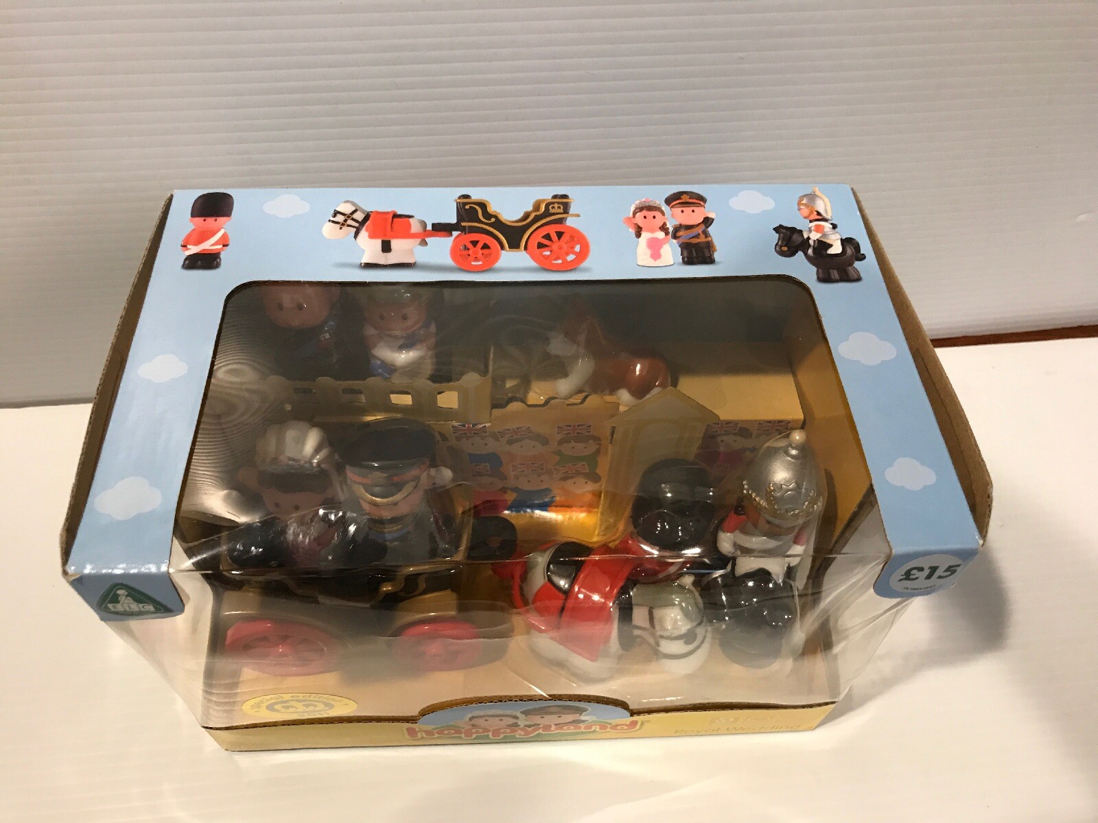 HAPPYLAND PLAY SET RARE ROYAL WEDDING KATE WILL HORSE CARRIAGE CORGI  1991