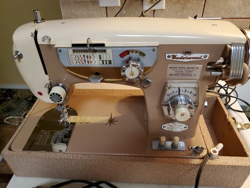 USA Old Style ヴィンテージアイアントレイ Underwood Sewing Machine | eBay