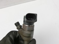 BMW X1 E84 12-15 2,0d 135KW Injektor Einspritzdüse Zyl.2 BMW X1 E84 12-15 29.04.2015 7810702 13537810702 0445110616... Vorschau 4