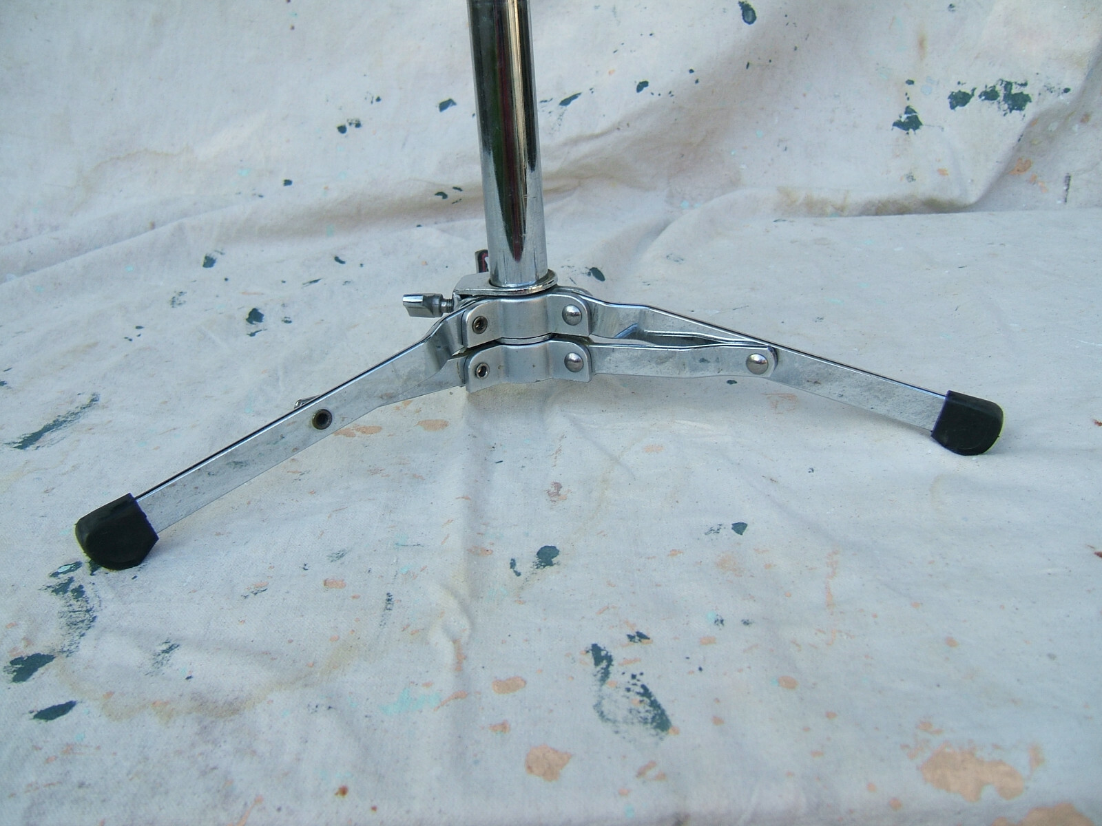 Snare stand , Pearl