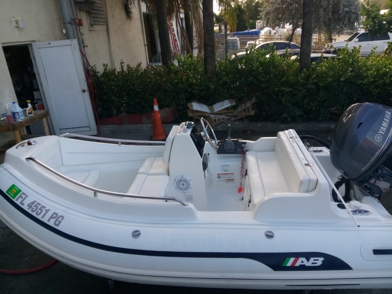 AB 12' Nautilus yacht tender w Yamaha 40 inflatable RIB 2012