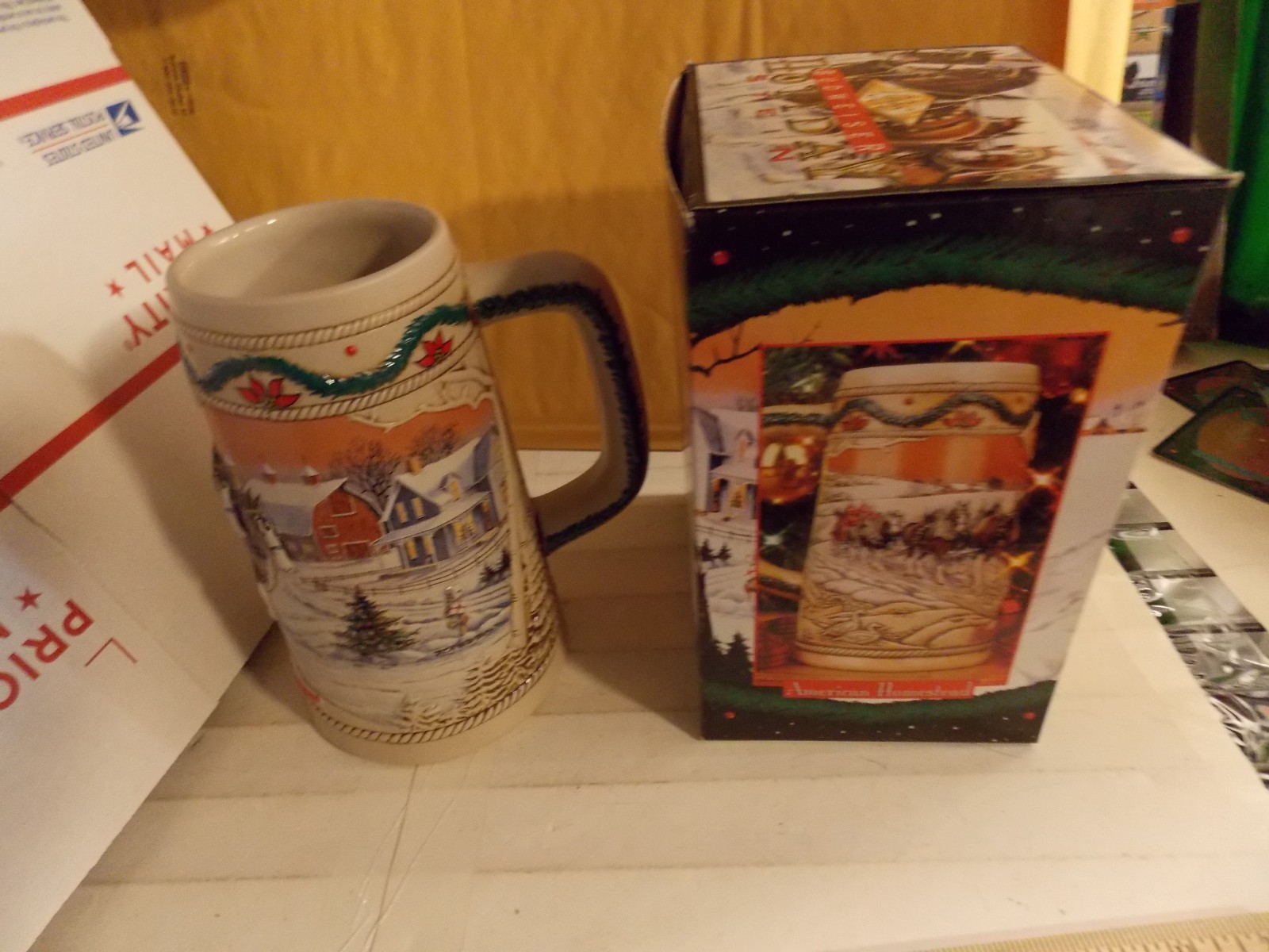 1996 BUDWEISER HOLIDAY BEER STEIN IN ORIGINAL BOX