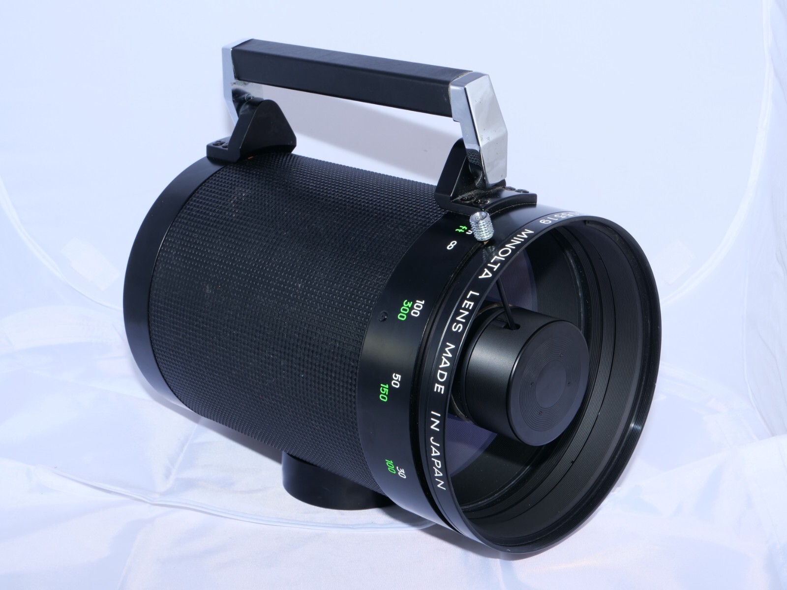 Minolta RF Rokkor 1600mm f/11 telephoto Mirror Lens. Sony Minolta RF Rokkor 1600mm f/11 telephoto Mirror Lens. Sony