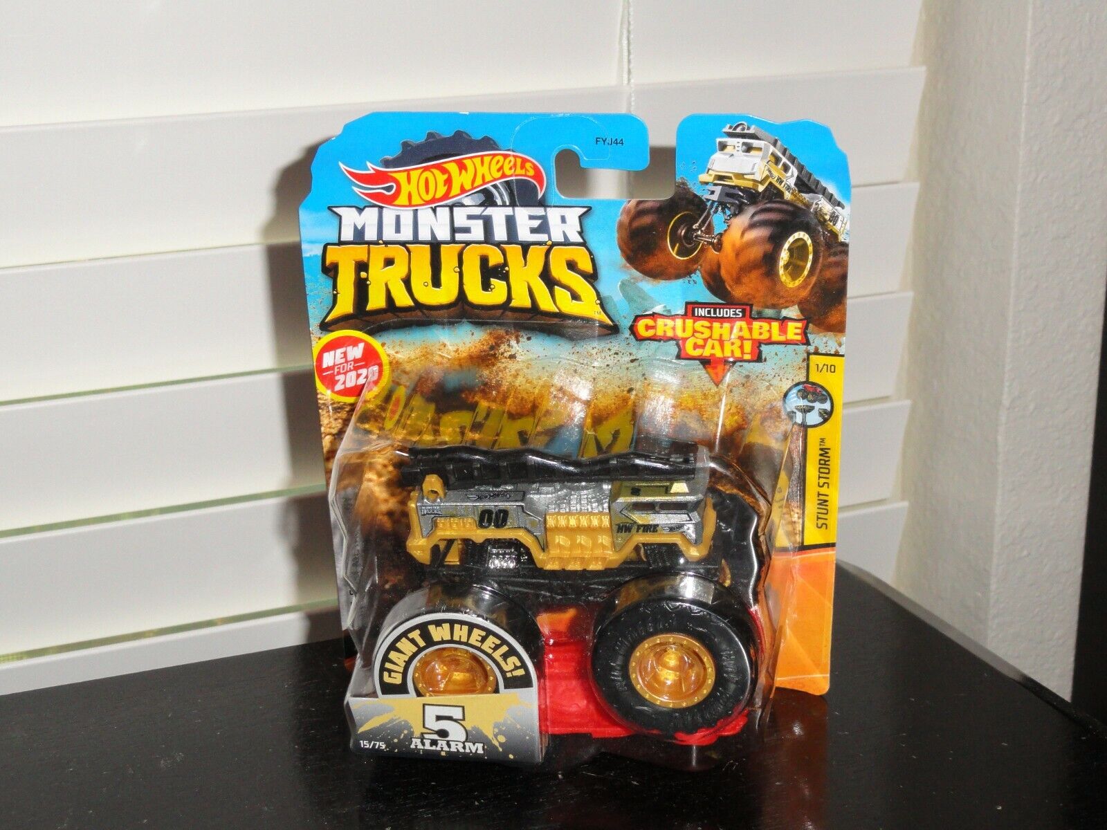 Включи видео песни hot wheels monster trucks Включи видео песни hot wheels monster trucks