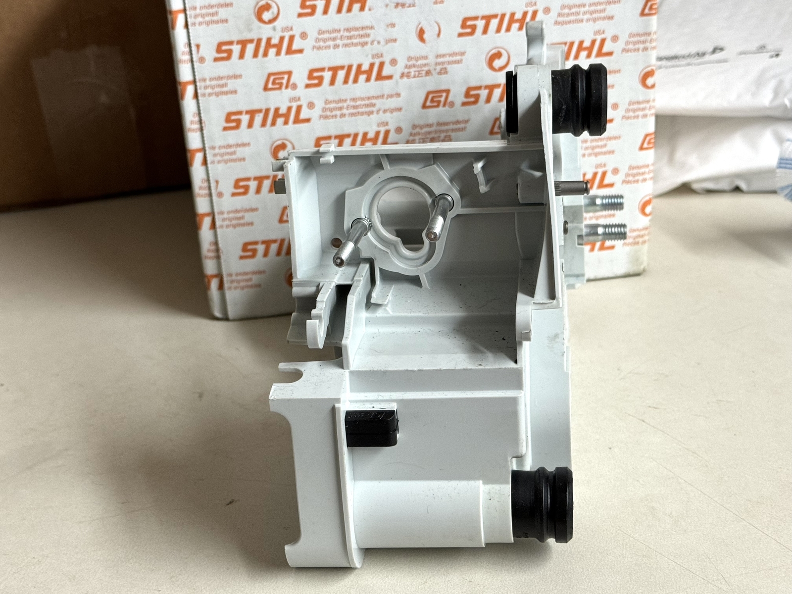 STIHL OEM ENGINE HOUSING 1130-020-3033 STRIPPED NEW MS170 FITS MS180 017 018 MS - Picture 3 of 4