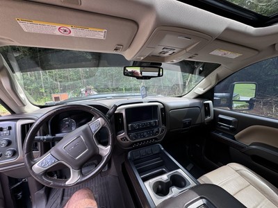 image 4 of interior