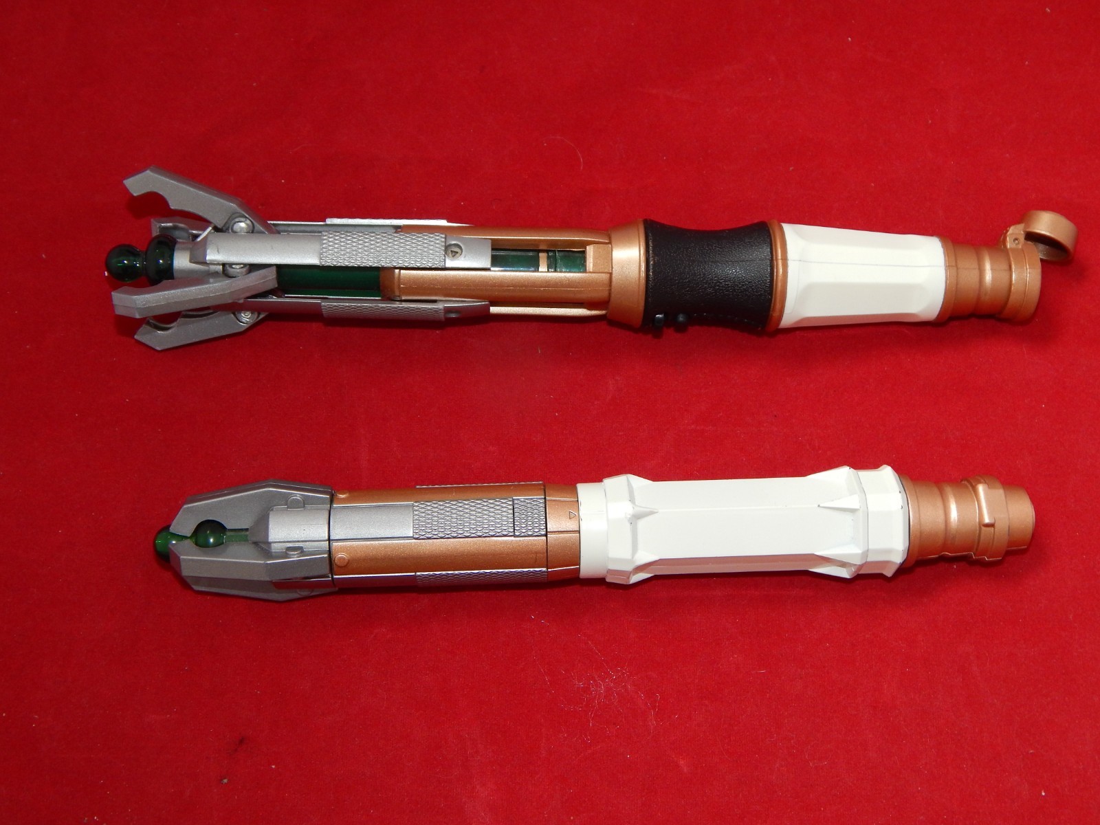 Pair Doctor Who 11th Doctor Matt Smith Sonic Screwdrivers Replica Lights Sounds