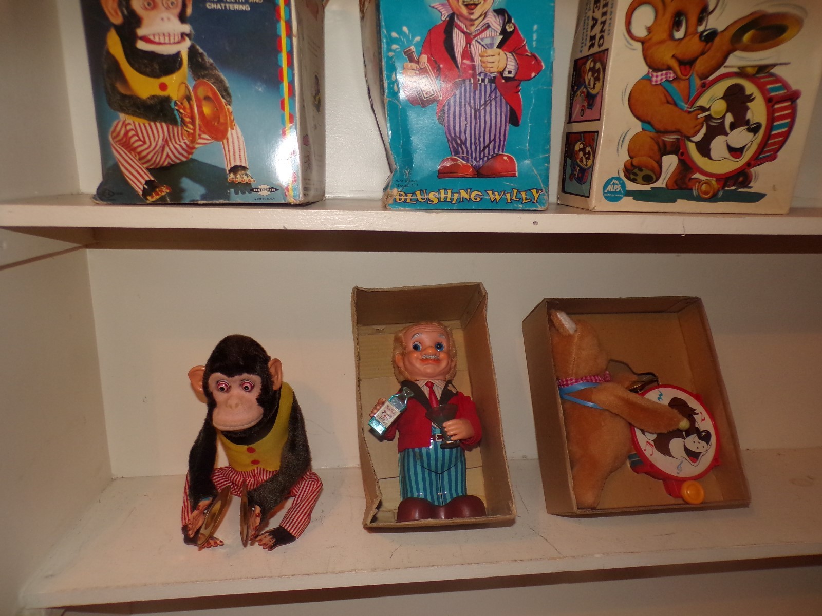 3 vintage battery operated musical tin toys with original boxes ESTATE FIND!!!