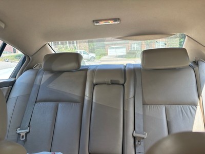 image 4 of interior
