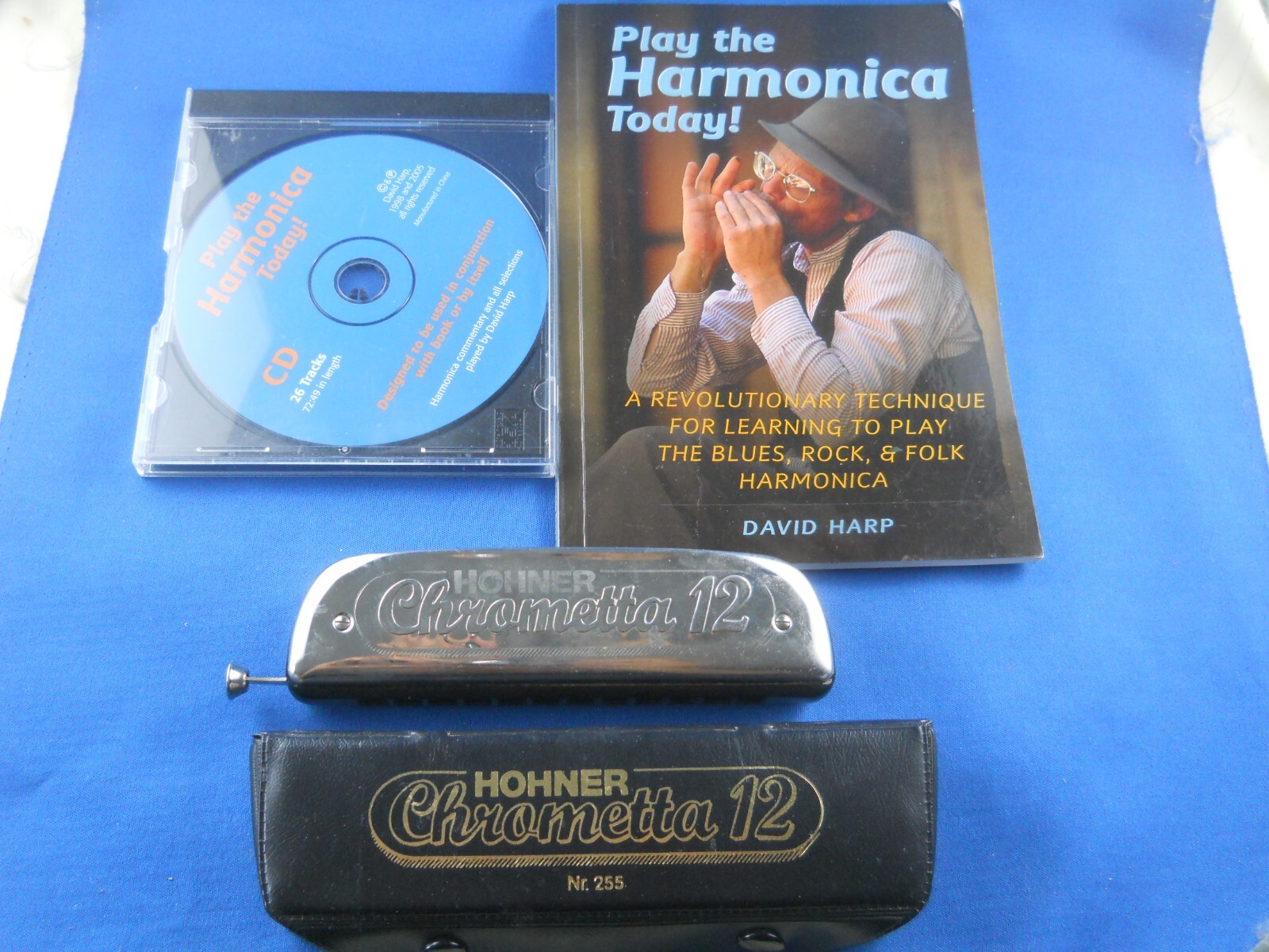 HOHNER  Chrometta12ハーモニカ Amazon.com: Hohner 255-C Chrometta 12 Harmonica, Chromatic