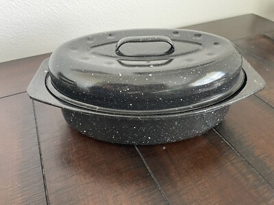 Vintage Small Black & White Speckled Enamelwar Roaster Pan W/ Lid & Plate