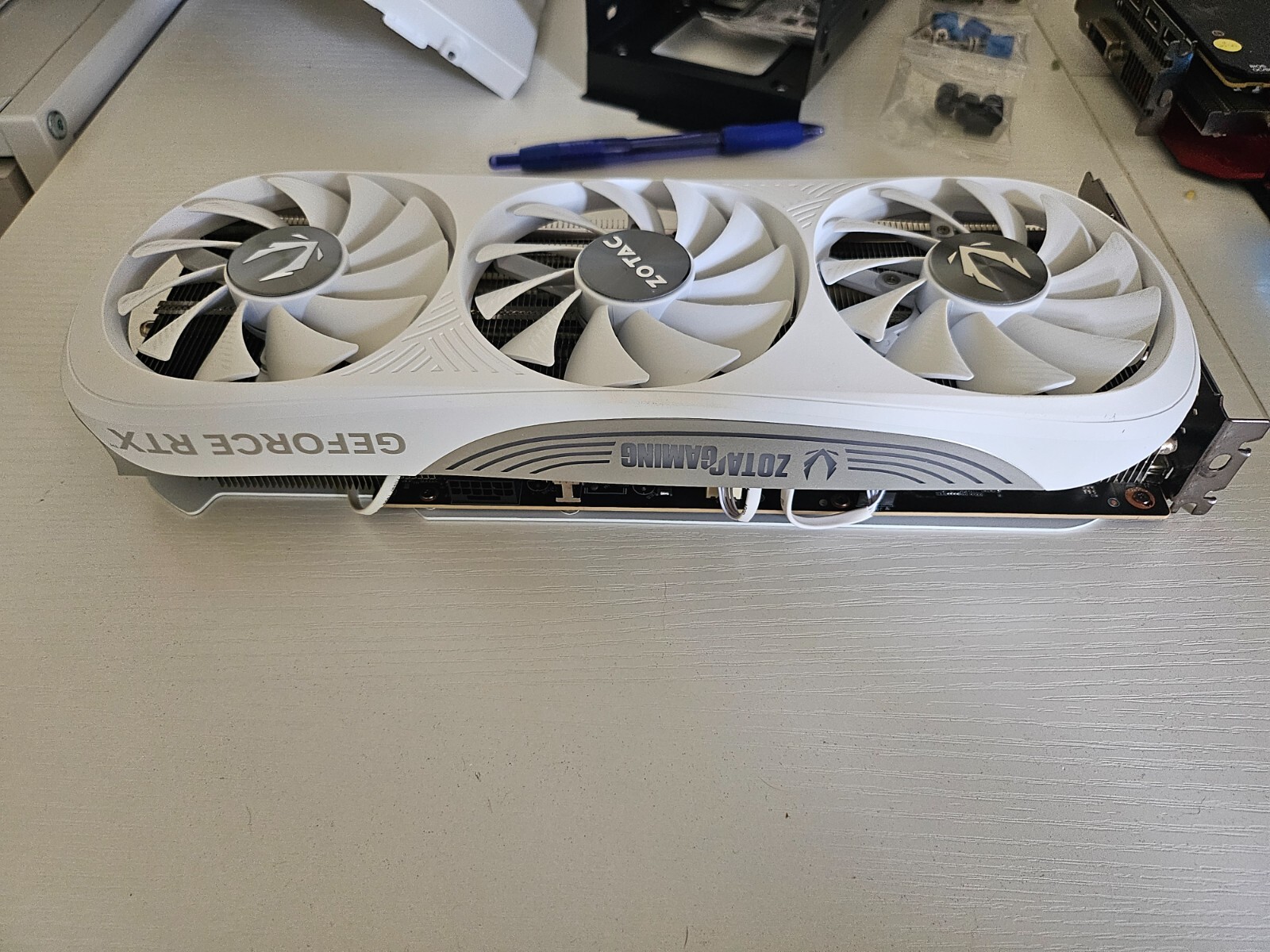 【中古美品】RTX 4080 ZOTAC GAMING TRINITY Zotac GeForce RTX 4080 Super Trinity OC White Edition 16GB GDDR6X