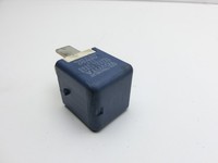 Lexus GS 450h GWS 06-11 Relais ABS Brake Trac Lexus GS 450h GWS 06-11 01.01.2007 88263-21010 156700-2500 gebraucht Vorschau 3