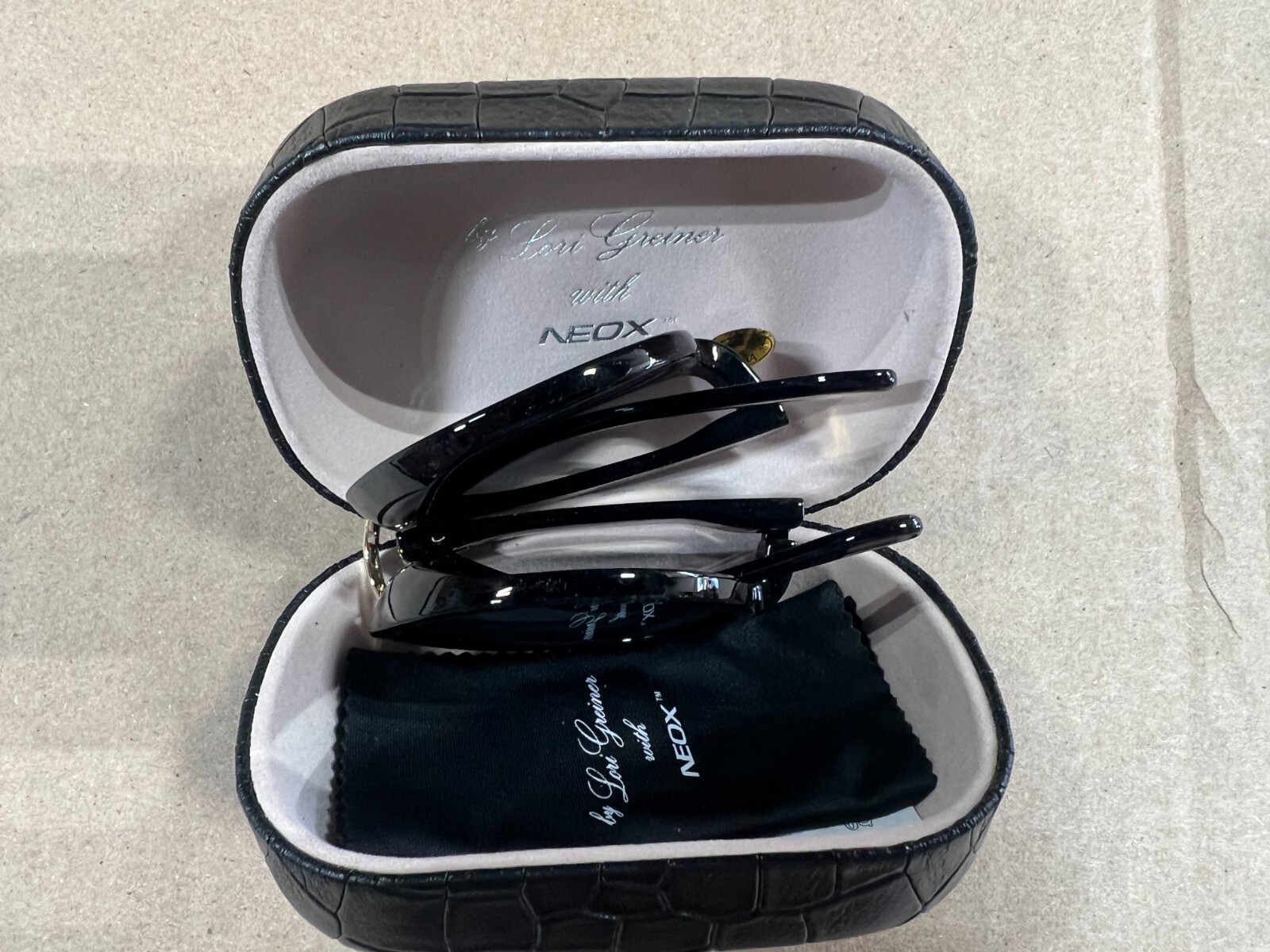 Neox Original Folding Sunglasses with Case by Lori Greiner