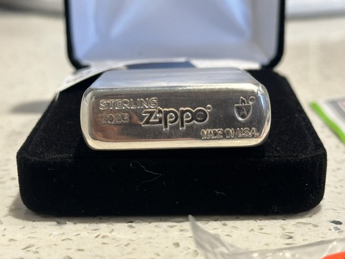 コレクション STERLING SILVER ZIPPO Sterling Silver 1941 Replica - Zippo.ca