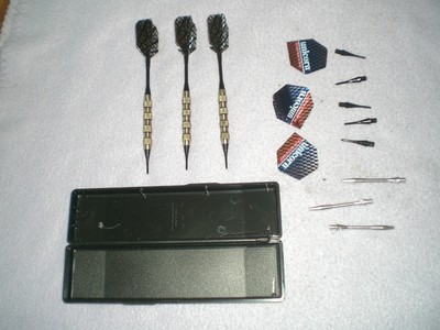 Unicorn dartboard darts vintage ?  set of 3 three lot of