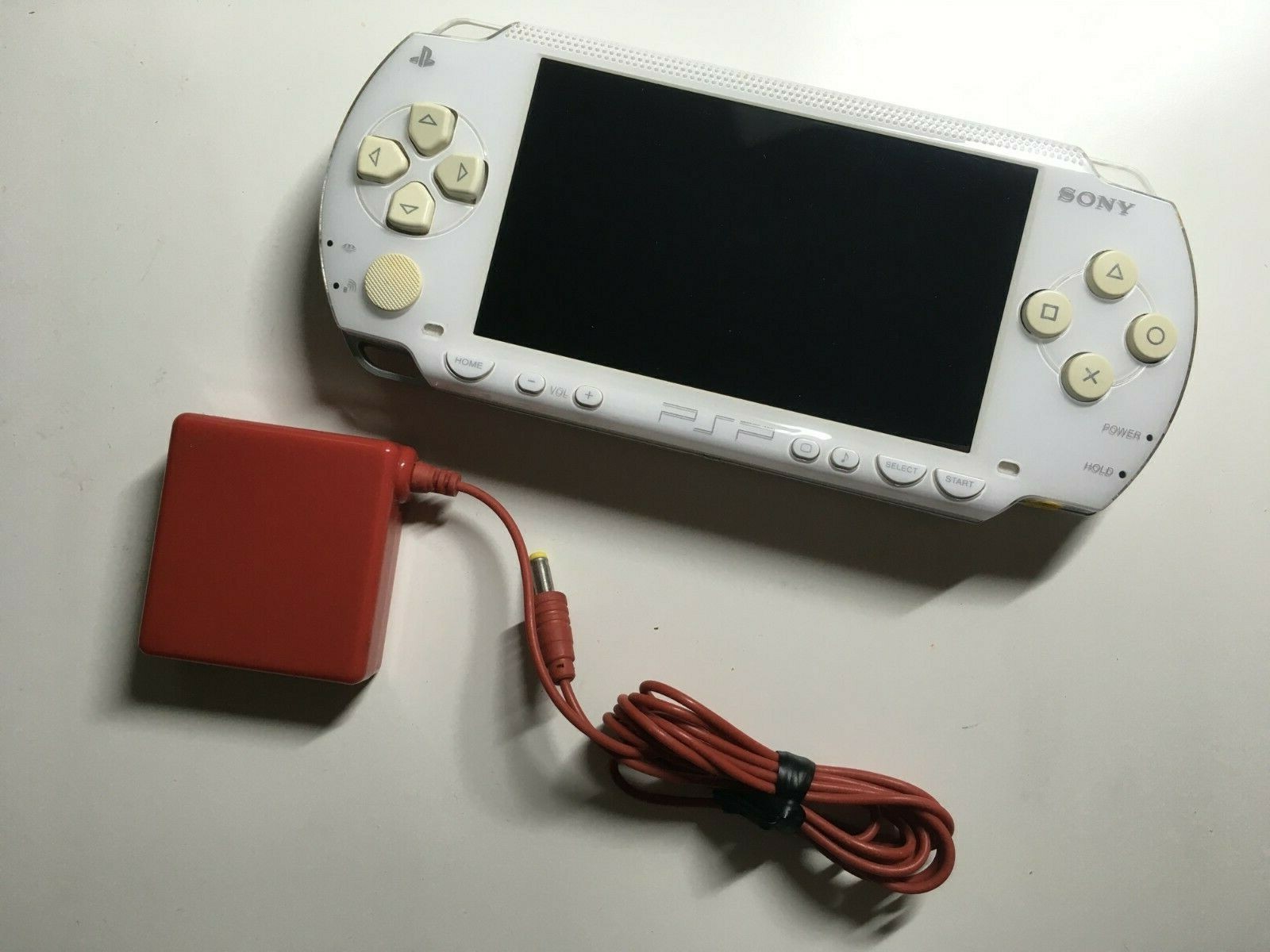 中古□PSP-1000 KCW 本体 動作確認済 psp 本体 中古 動作確認済の