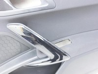 Peugeot 2008 I 13-19 Türverkleidung Türpappe Rechts Vorne Peugeot 2008 I 13-19 01.12.2016 FM1004ZE 98035467ZE gebraucht Vorschau 2