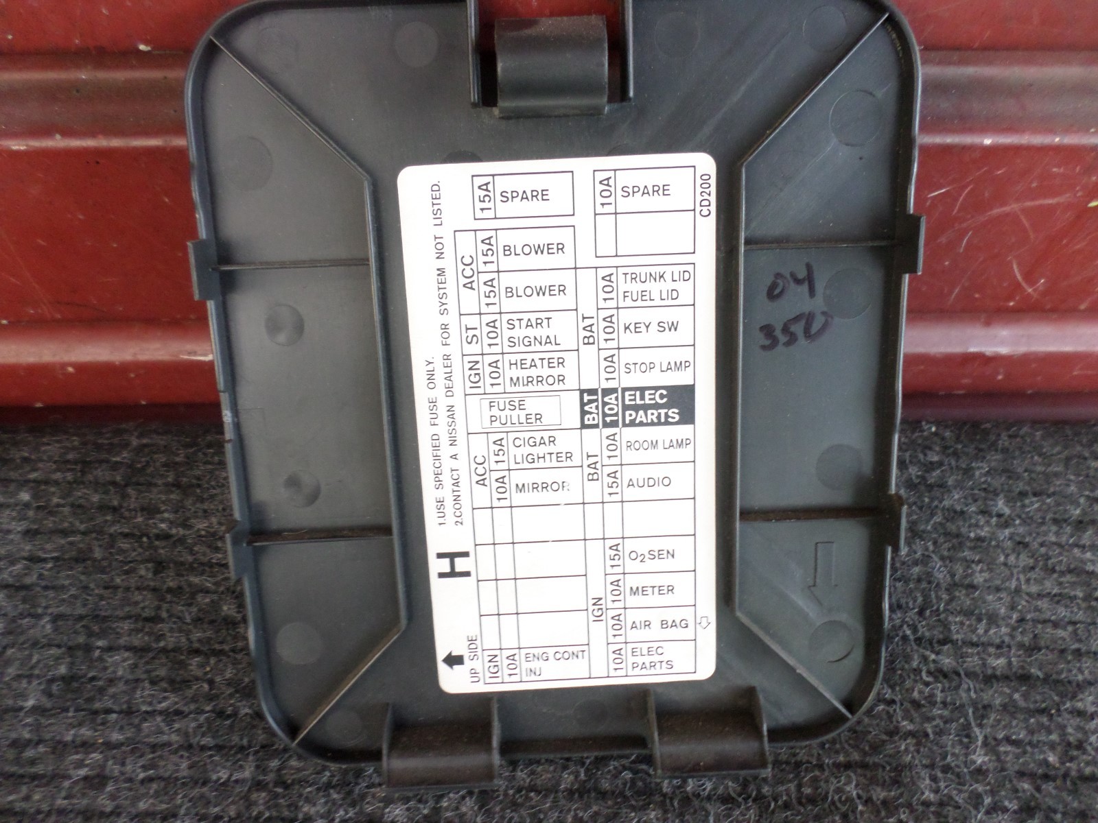 ... $_57?set_id\=8800005007 350z fuse box interior 350z fuse box behind  battery