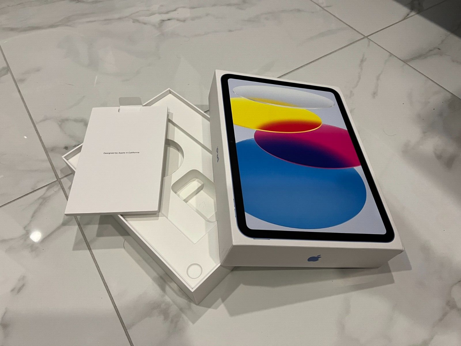 Apple iPad 10th Generation Wi-Fi 64GB MPQ13LL/A *EMPTY BOX Apple iPad 10th Generation Wi-Fi 64GB MPQ13LL/A *EMPTY BOX