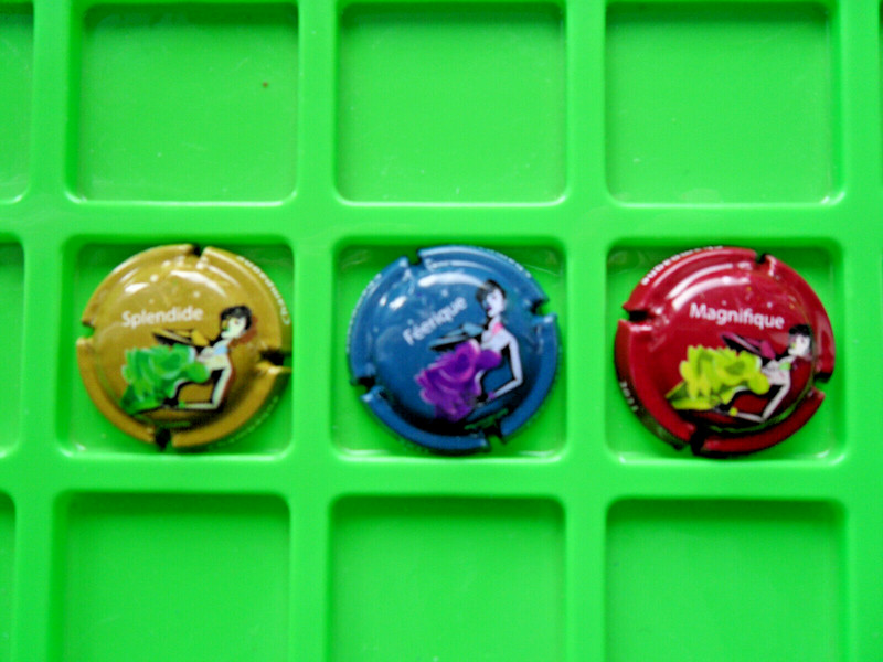 Capsules De Champagne GÃ©NÃ©Riques,RÃ©F:1113f,1113l,1113?,AnnÃ©E 2021,Femmes