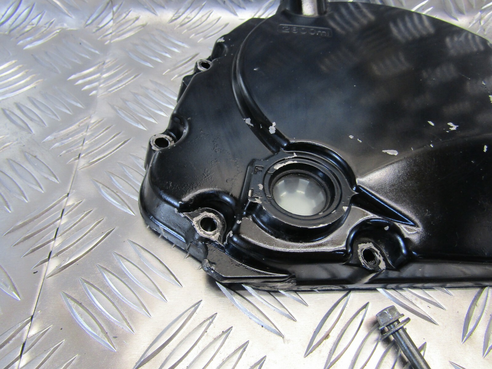 Suzuki GSXR GSXR 600 750 clutch cover + bolts 2000 2005 Y K1 K2 K3