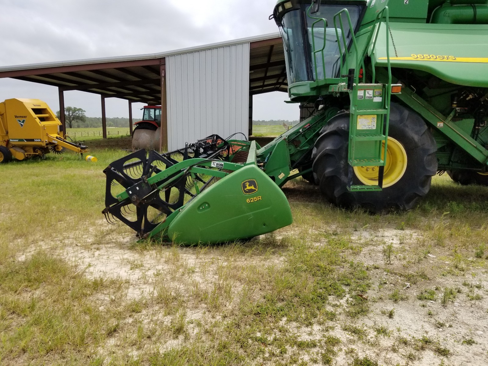 John Deere 9650 CTS 4X4 COMBINE FOR SEED WITH JD 625R HEADER w/ TRAILER! 4WD