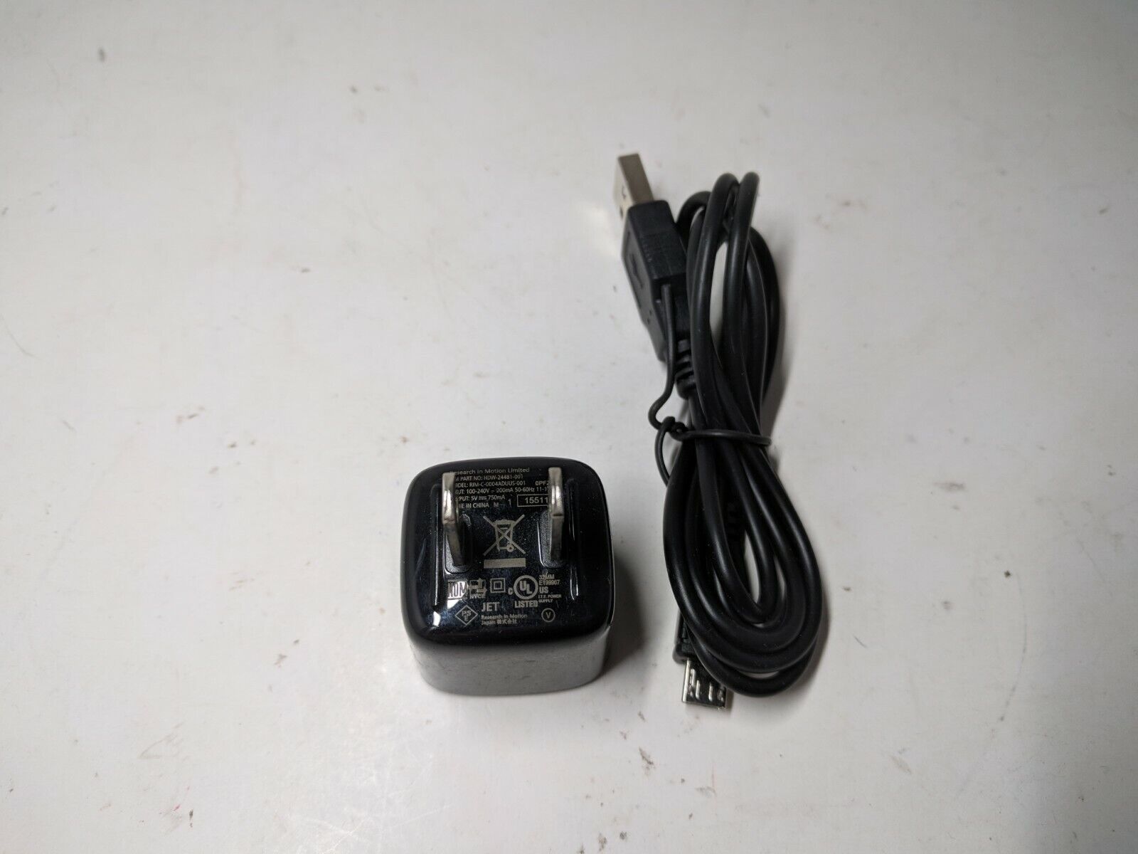 OEM Blackberry CHARGER TRAVEL POWER ADAPTER USB CABLE WIRE for BLACKBERRY PHONES OEM Blackberry CHARGER TRAVEL POWER ADAPTER USB CABLE WIRE for BLACKBERRY PHONES