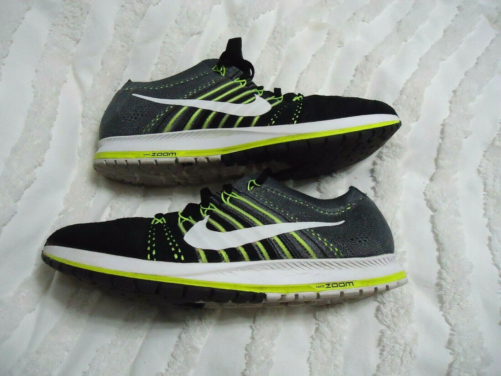 zoom running shoes