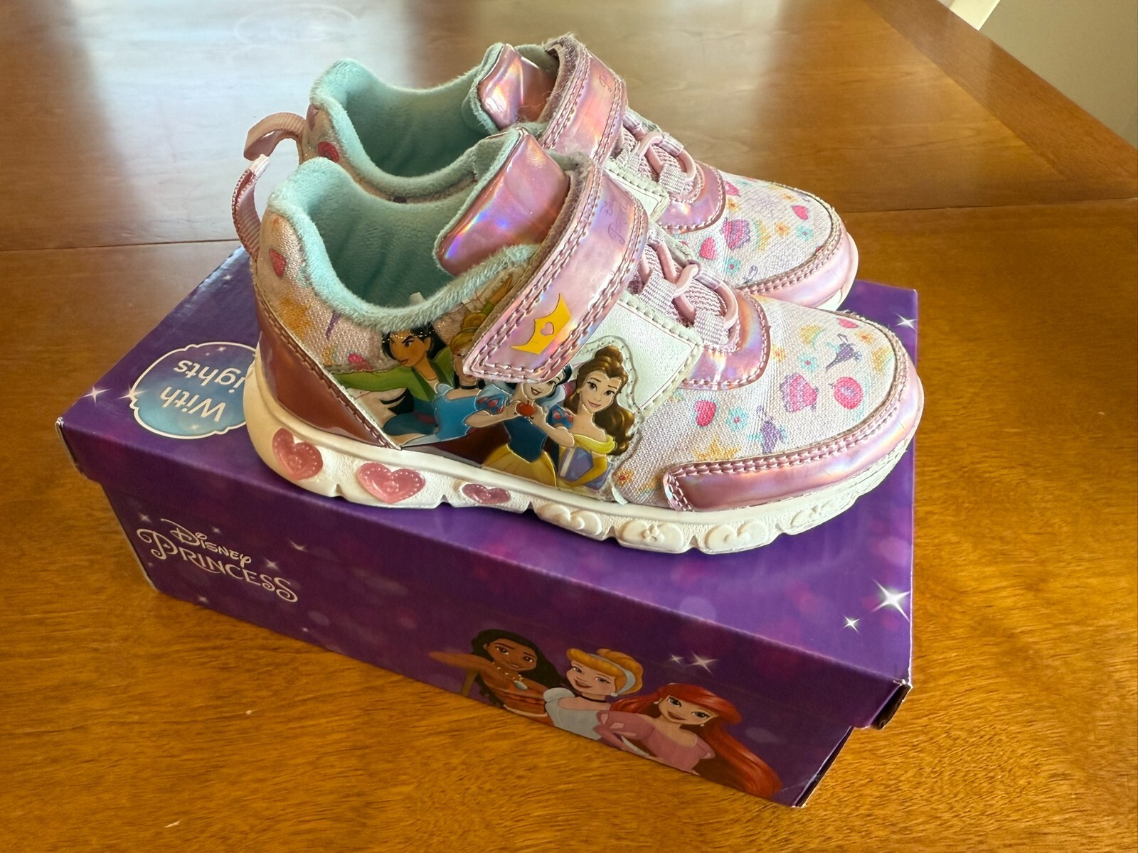 Toddler Girls Disney Princess Light Up Sneakers, Size 10 | eBay