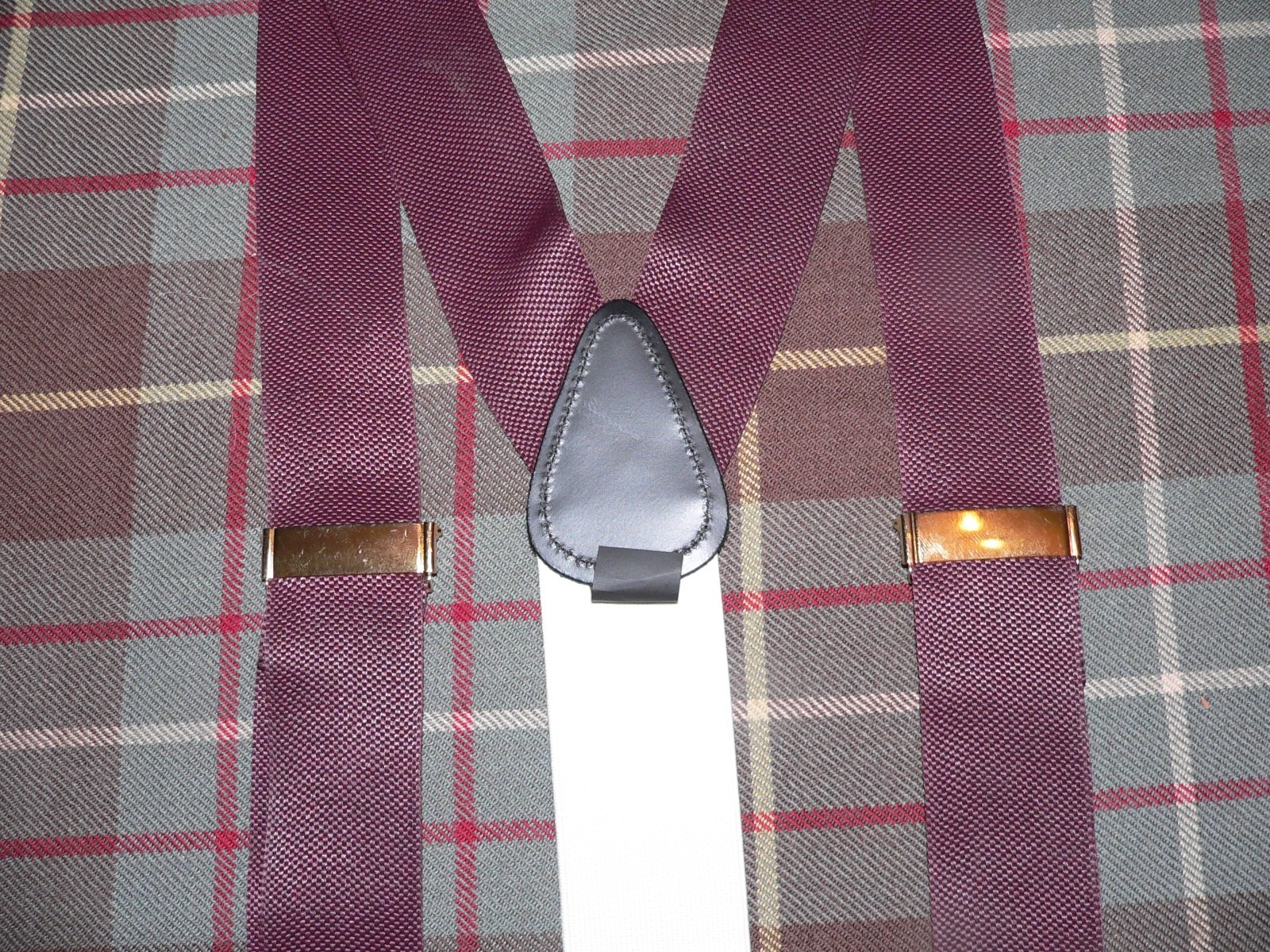 Jos A Banks Dark Burgundy Grosgrain Suspenders/Braces w/ Black Leather tabs