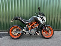 KTM 390 Duke 2016 One Owner 8200 miles Lovely Standard Bike A2