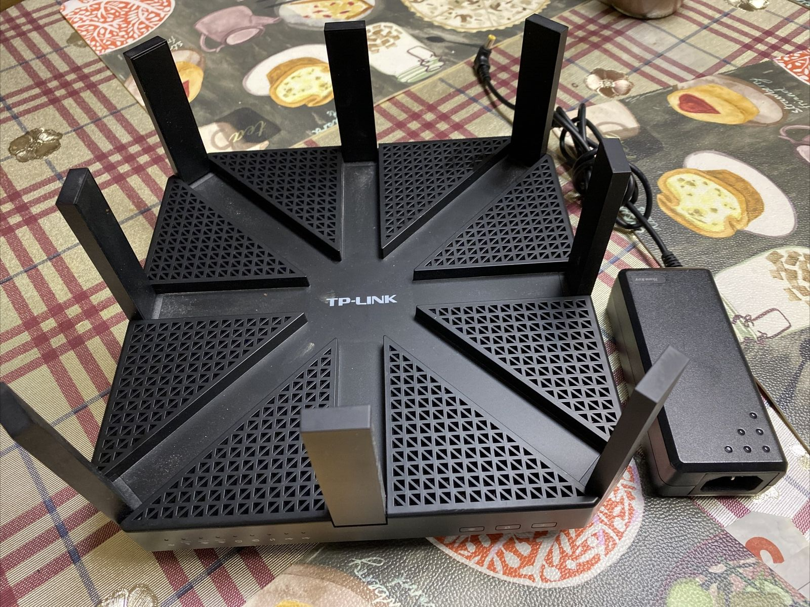 TP−LINK ARCHER C5400 Archer C5400 | AC5400 Wireless Tri-Band MU-MIMO Gigabit