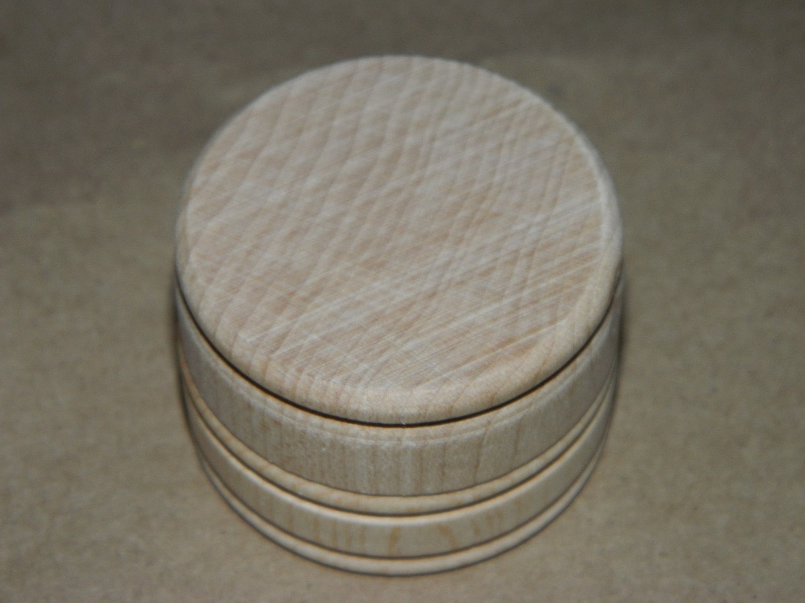 Small Round Raw Wood Scrapbooking Jewelry Ring Keepsake Pill Powder Box w/ Lid