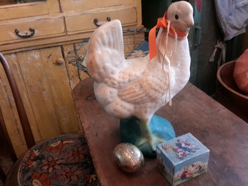 Vintage Chalkware Easter Chicken Large Thick Chalk Painted OLD 13