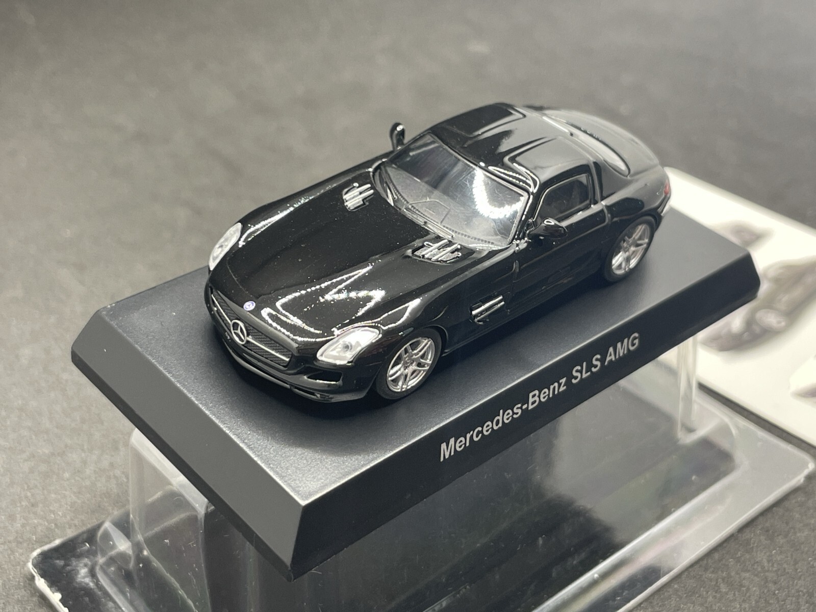 Kyosho 1/64 AMG collection Mercedes-Benz SLS AMG Black Kyosho 1/64 AMG collection Mercedes-Benz SLS AMG Black