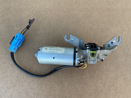 らがまふぃん  L URO Parts 67618370816 Convertible Top Lock Motor, Front