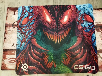 SteelSeries QcK+ CS:GO Hyperbeast Edition 63800 Mouse Pad