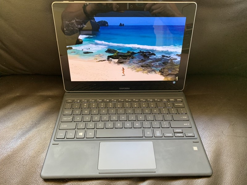 samsung galaxy book 4g lte