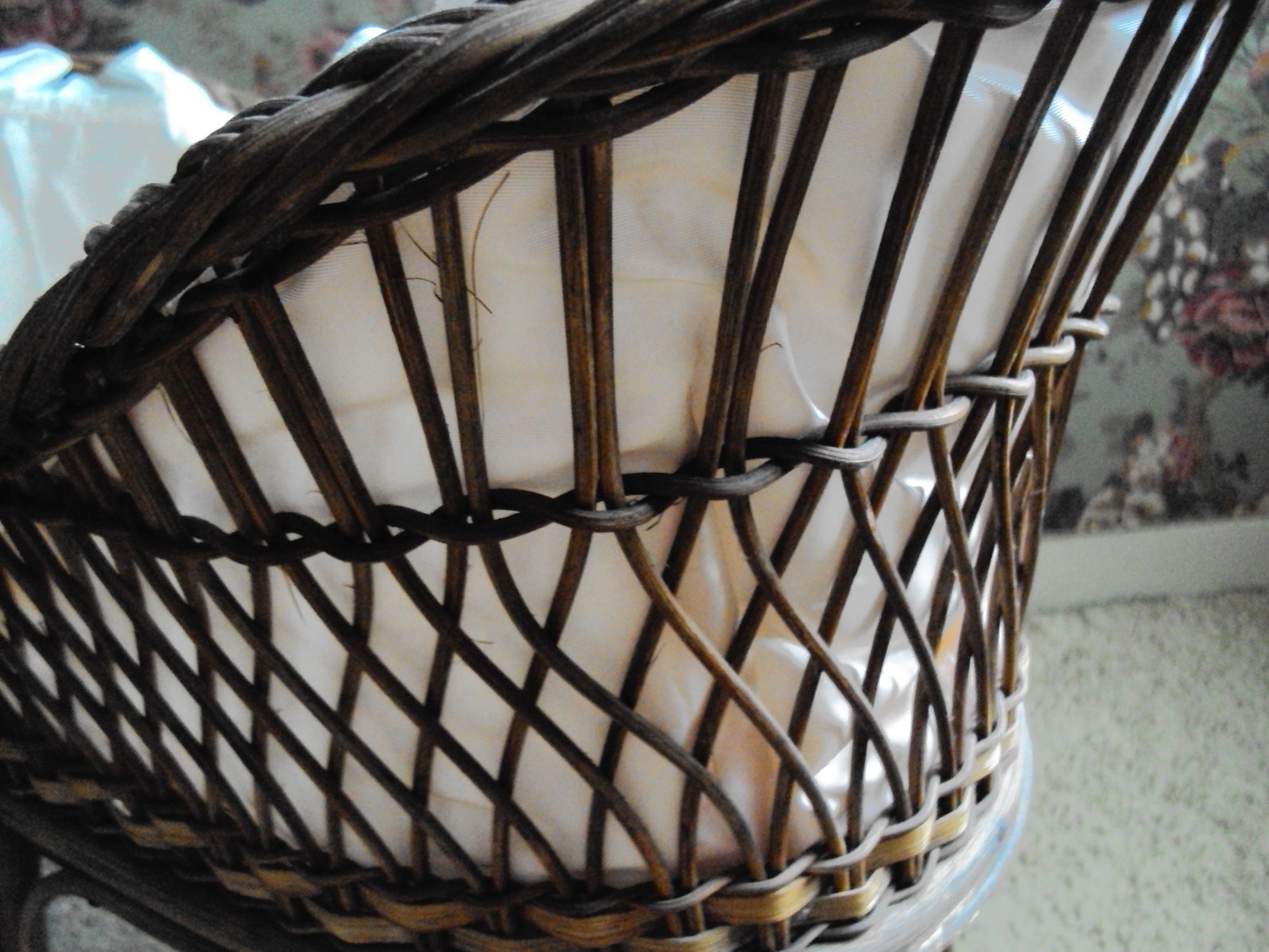 Vintage/Antique Child's Wicker Doll Bassinet--Darling!