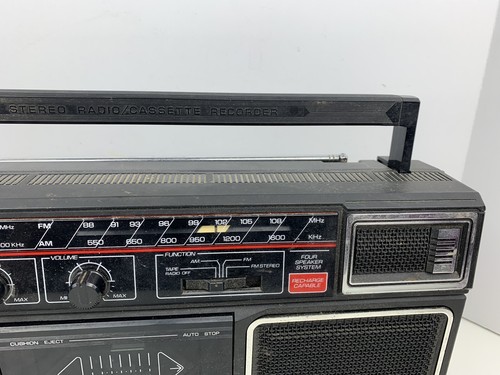 GENERAL ELECTRIC Vintage Cassette AM FM Radio Player Model 3-5452A Boombox GE